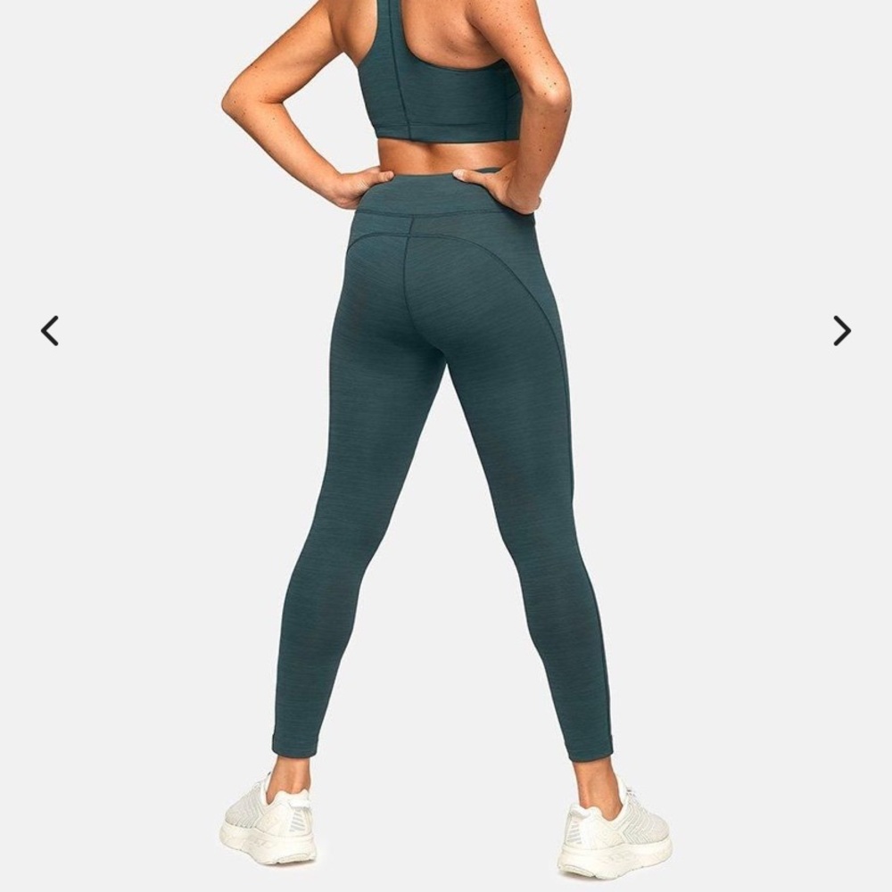 Outdoor Voices Green Techsweat Leggings M 7/8